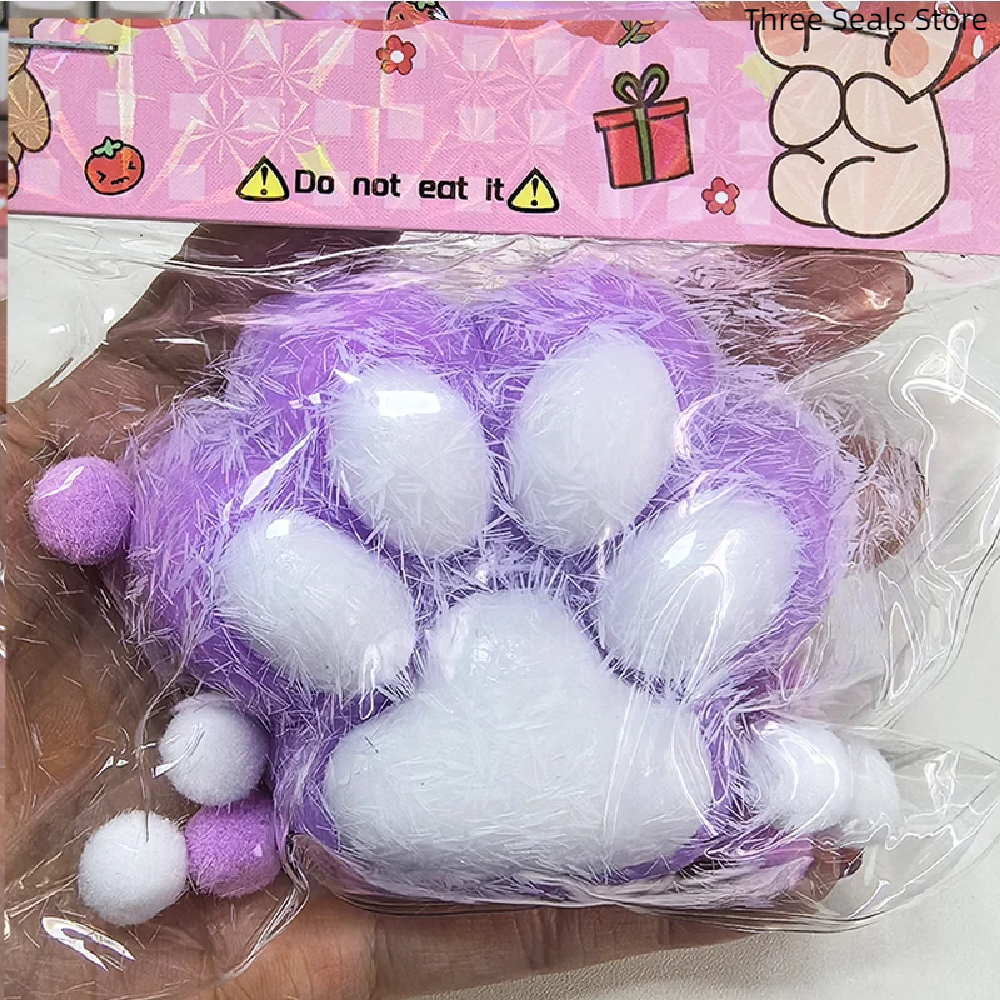 Squeeze Cat's Paw with Fur Str - Electronics Latest Gadgets recensione e prezzo