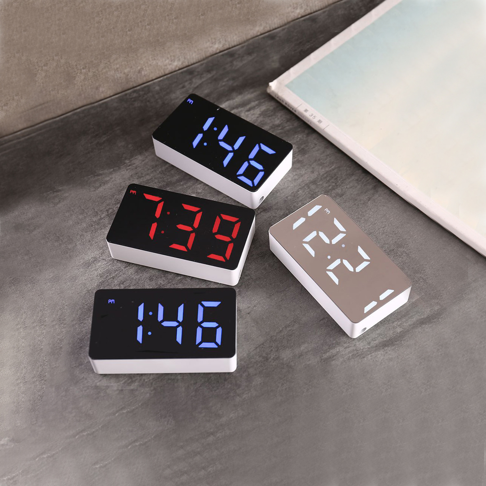 LED Electronic Watch Mirror Al - Electronics Gadgets For Home recensione e prezzo
